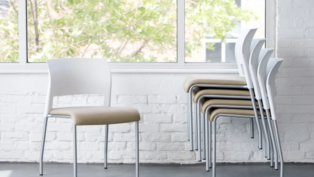 Top 4 Benefits of Using Stackable Chairs