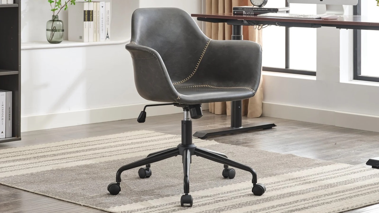 Benefits of Adjustable Rolling Office Chair Design